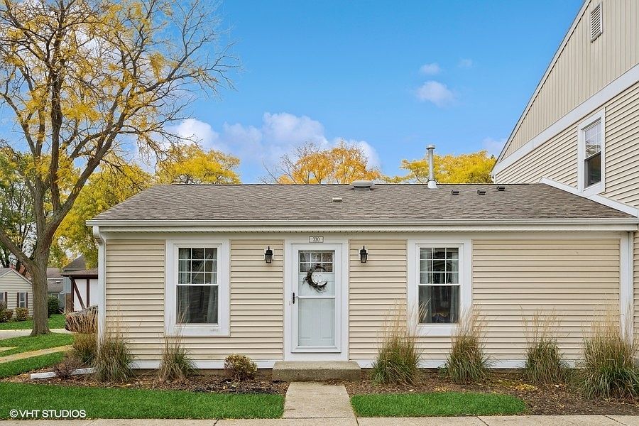 1st image of 330 Farmington Ln #300