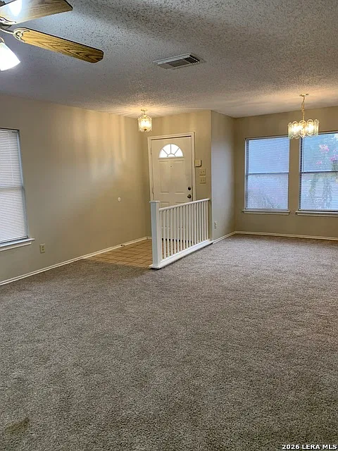 3 bed, 2.5 bath, 1698 sqft, $1,800 — Photo 2