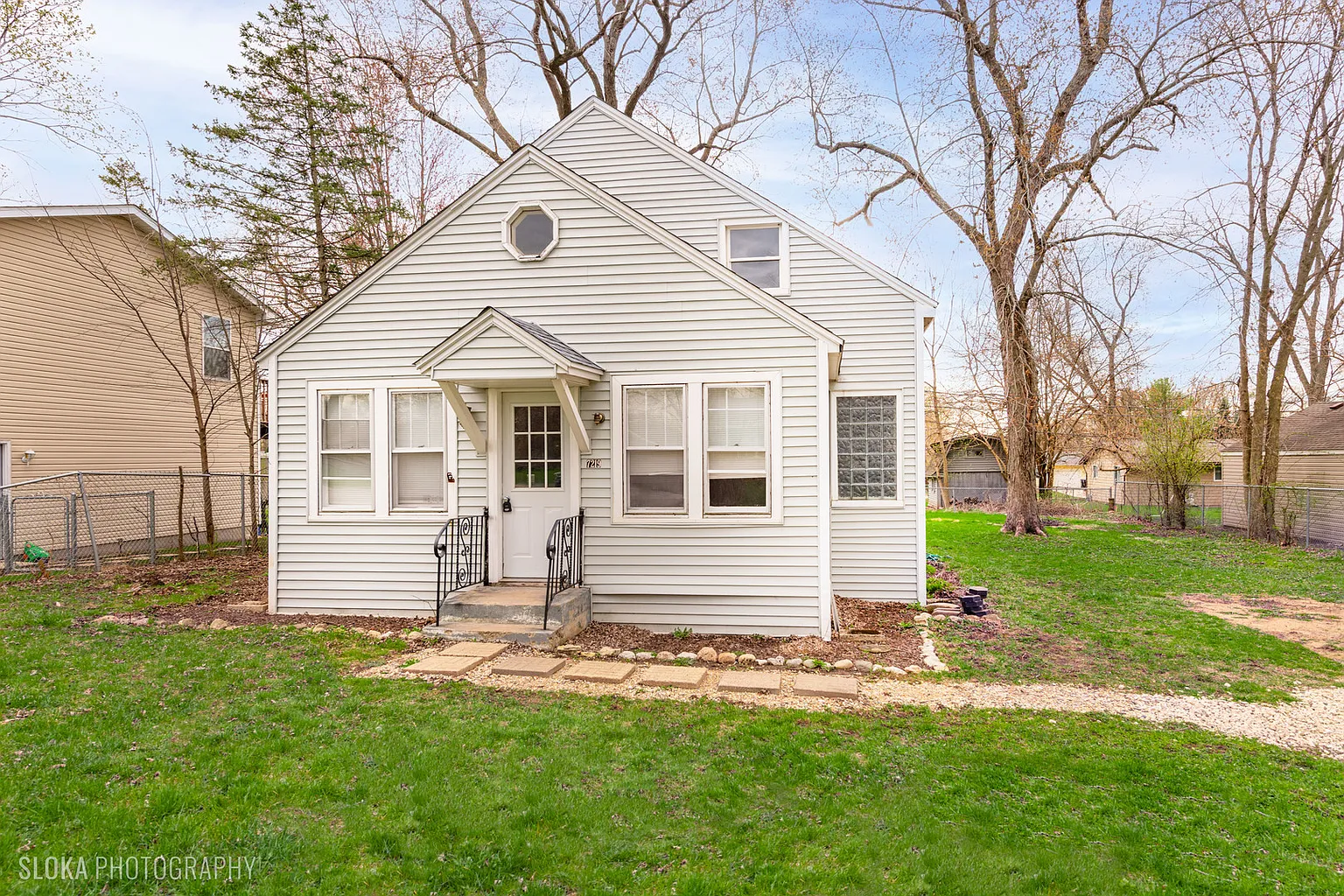 7219 Hiawatha Dr photo 1