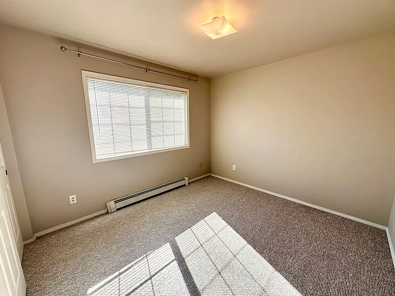 209 E 18th Ave #27 — Photo 23
