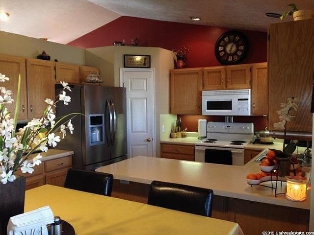 2nd image of 6011 S Walnut View Dr