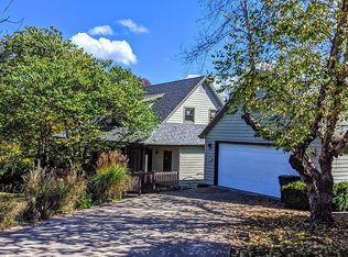 12 Crossfox Ct, Camdenton, MO 65020