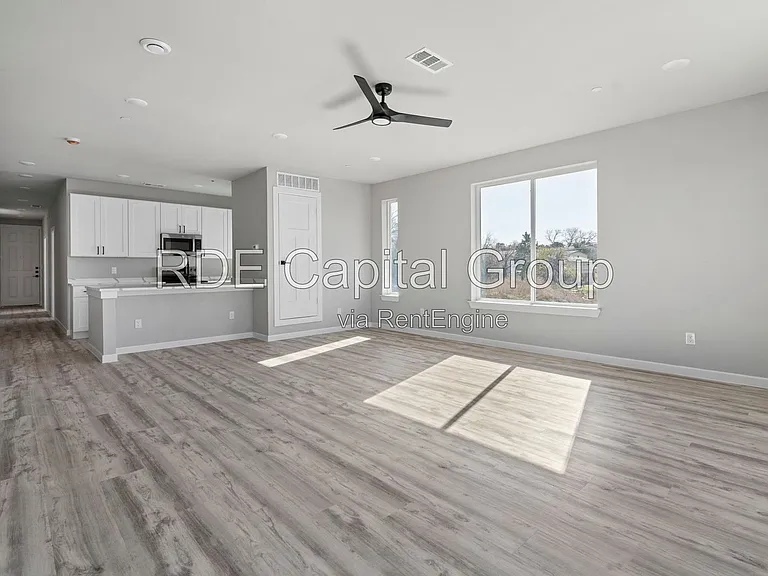 948 S Corinth Street Rd #1 — Photo 33