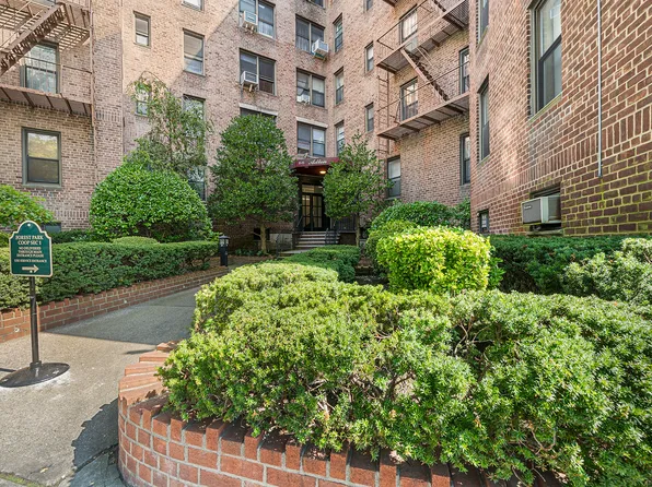 83-55 Woodhaven Boulevard image 12 of 23