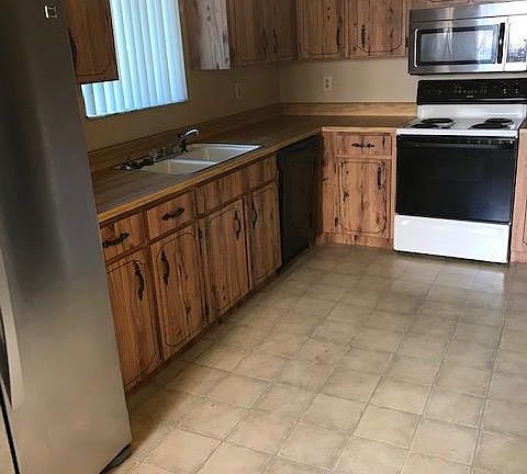 2nd image of 303 Timberline Trl