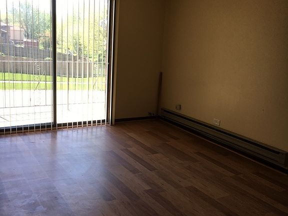 4th image of 22405 Thomas Dr APT 2N