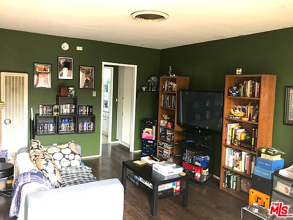 2nd image of 20954 Parthenia St APT 10