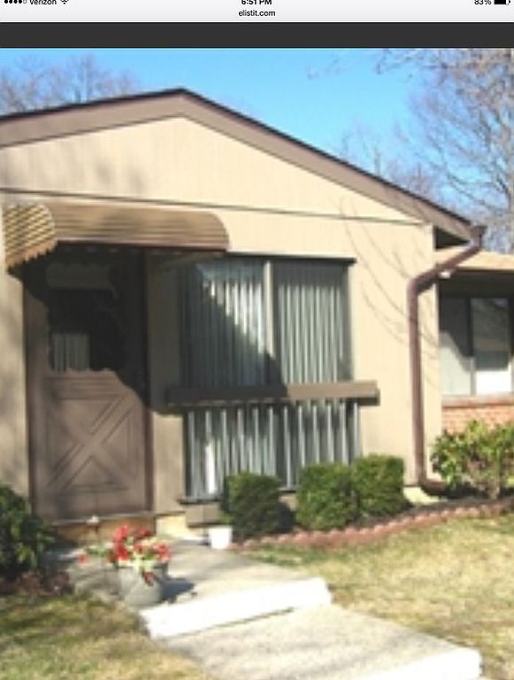 112 Manchester Ct - Property Image