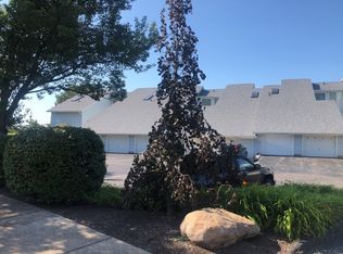 208 Park Ave, Conneaut, OH 44030