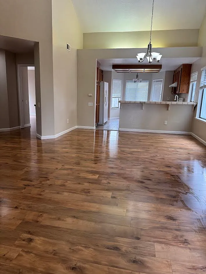 2 bed, 2.0 bath, 1063 sqft, $2,700 — Photo 2