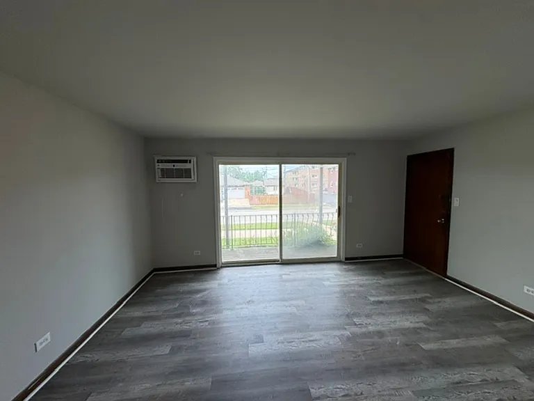 7700 South Harlem Avenue — Photo 2