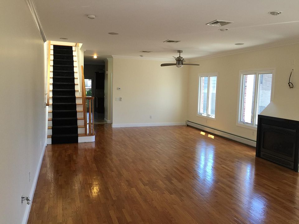 Living room & dining room