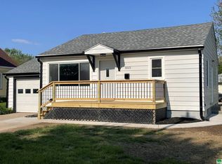 3015 Dakota Ave, South Sioux City, NE 68776