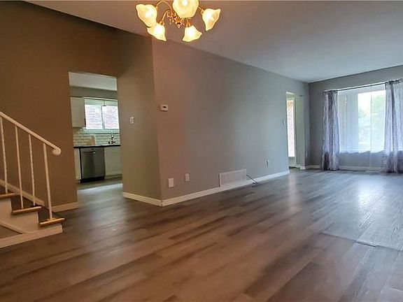 5th image of 599 Beaver Ct