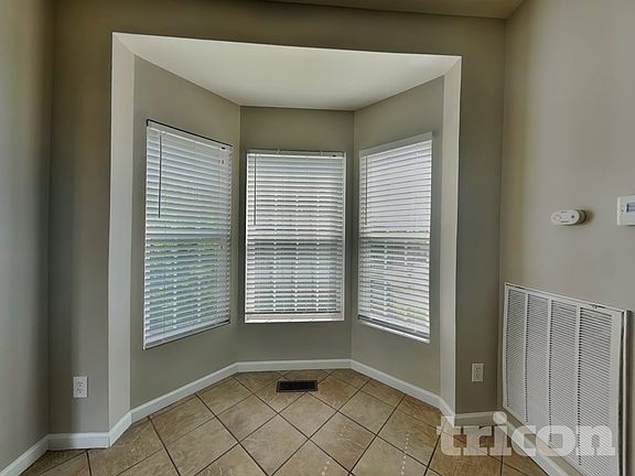 4th image of 101 Gupton Ct