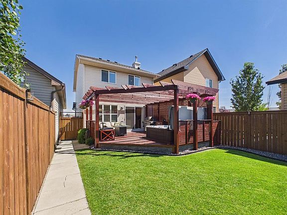 4th image of 2049 W New Brighton Gdns SE