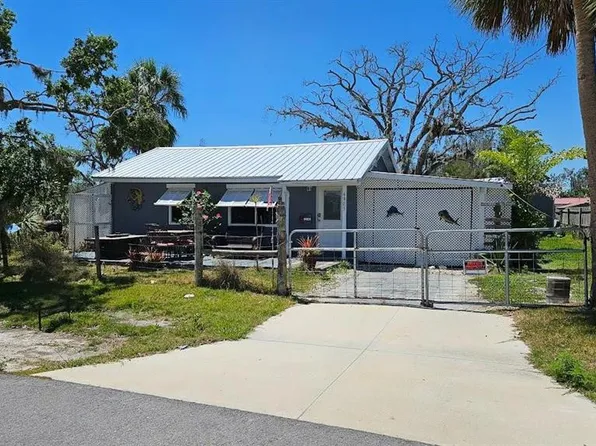 6903 11th Ave E, Palmetto, FL 34221