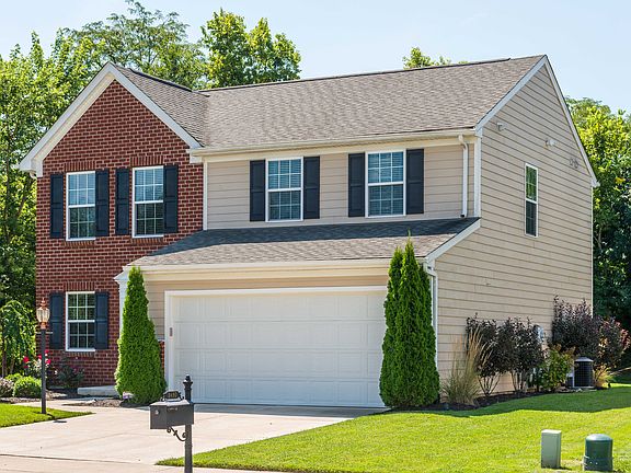 3rd image of 3410 Federalist Dr