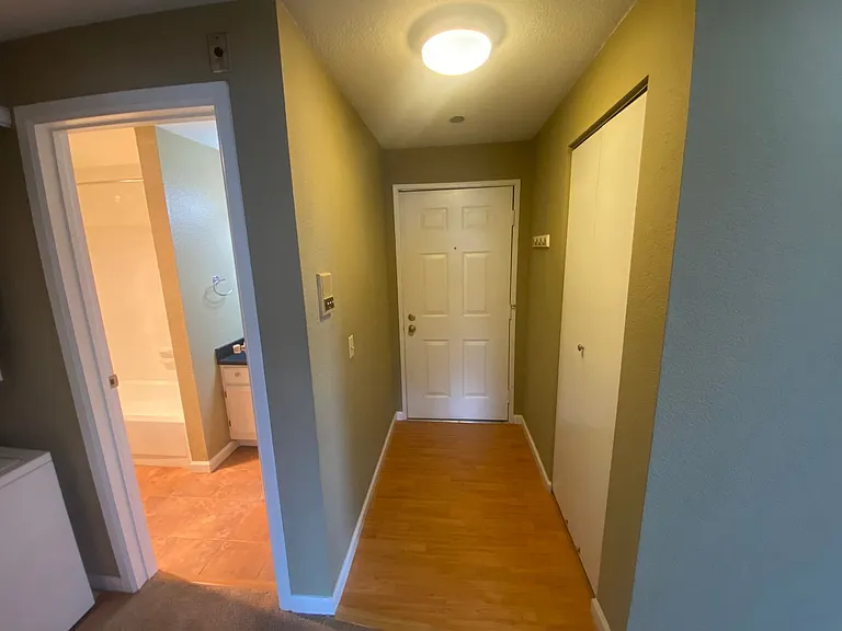 Hawk Apartments — Photo 11