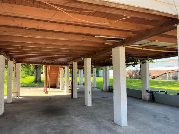 5135 Tapp St, Lafitte, LA 70067