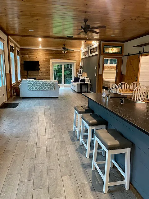 2 bed, 1584 sqft, $2,700 — Photo 4