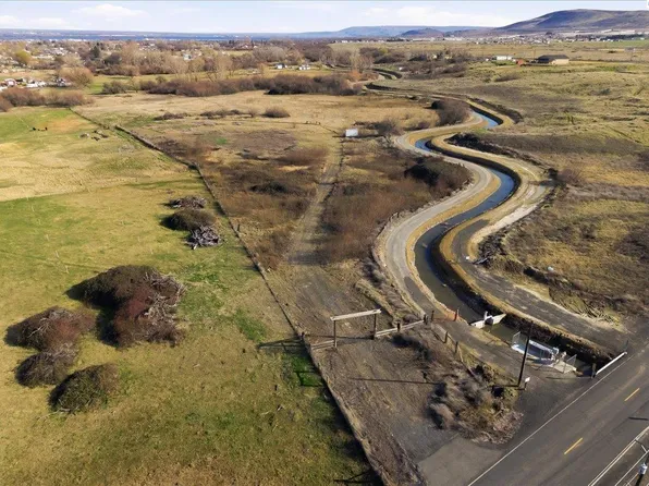 Nka S Nine Canyon Rd, Kennewick, WA 99337
