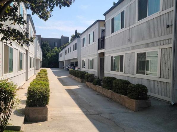 470 S Los Robles Ave APT 12