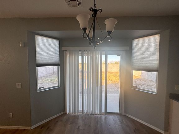 4th image of 4864 E Meadow Lark Way