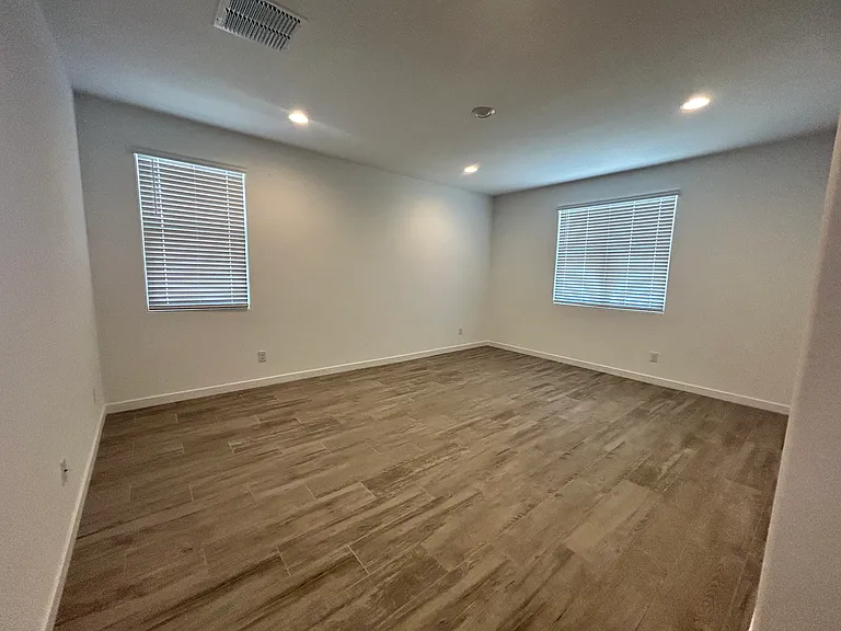 560 E Cactus Wren Dr — Photo 53
