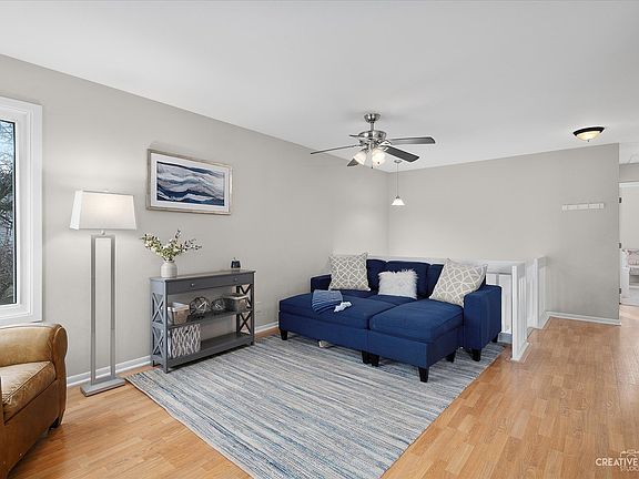 5th image of 0N656 Essex Ln #1