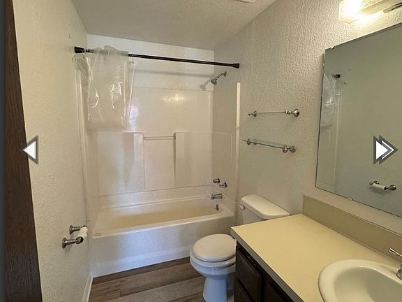 4th image of 115 Hudson Ave #D