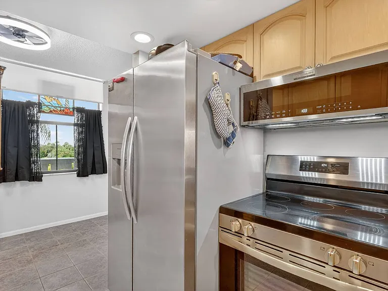 5061 N Highway A1A #303 — Photo 9