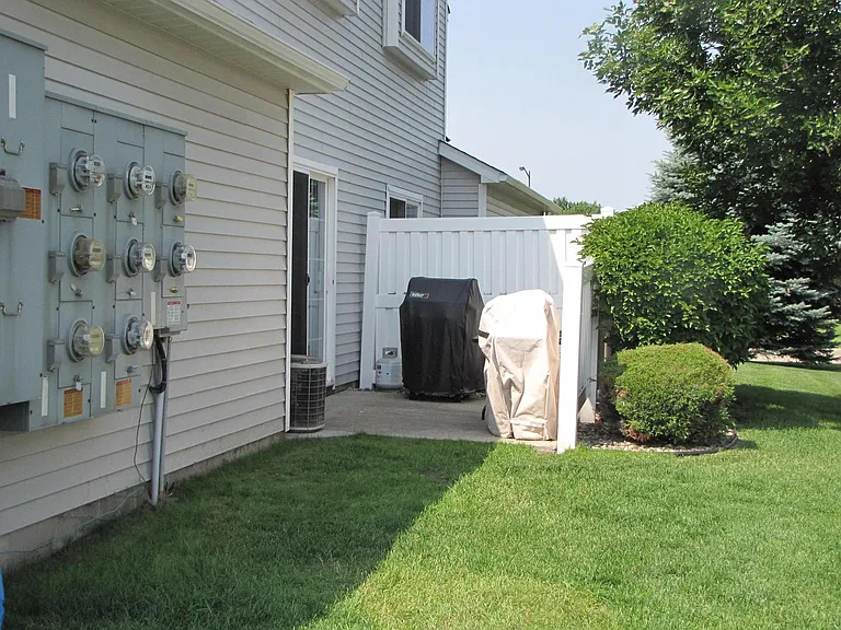 15753 Flackwood Ave — Photo 9