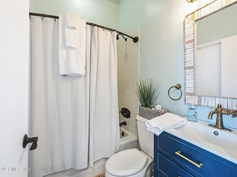 75 Comares Ave #3A — Photo 26
