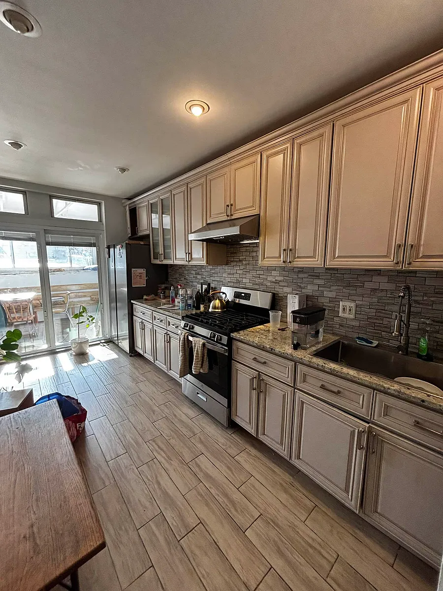 Building Photo - 69-44 64th St #1