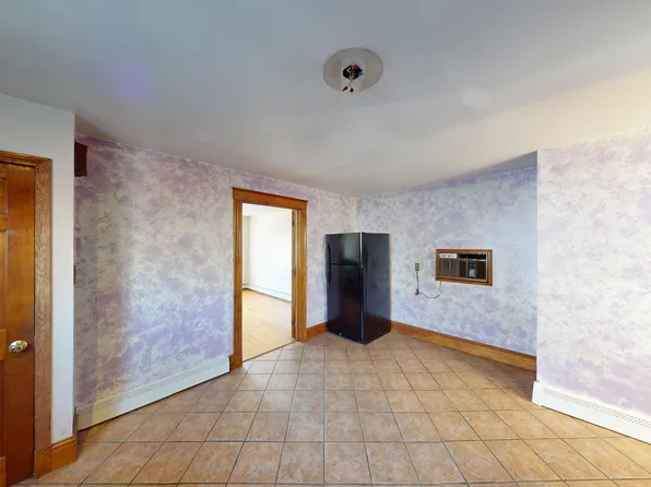69 Gore St #4D, Cambridge, MA 02141