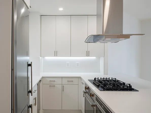 146 West 57th Street image 5 of 25