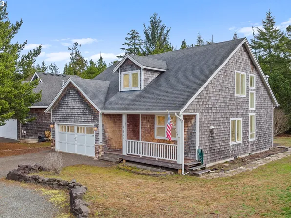 10420 Pine Ridge Dr, Nehalem, OR 97131