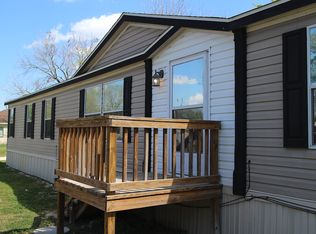 8080 9th St, Somerset, TX 78069