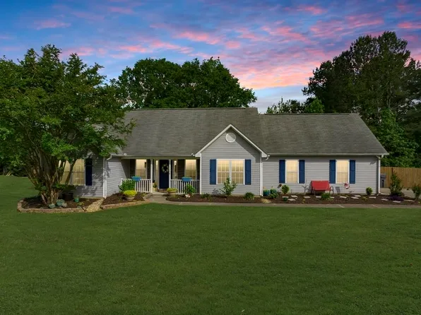 1254 Dale Dr, Monroe, GA 30656