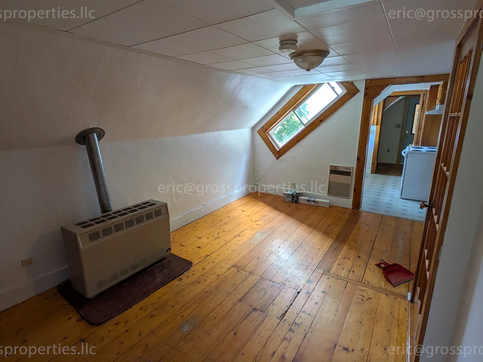 1 bed, 650 sqft, $900 — Photo 3