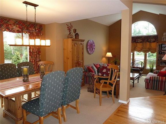 2nd image of 26305 Lake Wilderness Country Club Dr SE #C