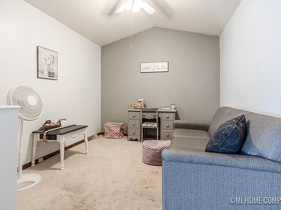 3rd image of 3273 Greenvale Ct