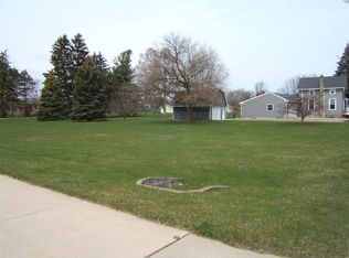 209 E Townsend Rd, Saint Johns, MI 48879