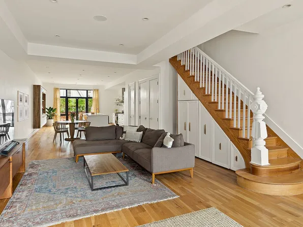 1079 Hancock St, Brooklyn, NY 11221