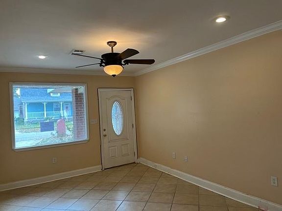 3rd image of 211 W Saint Avide St
