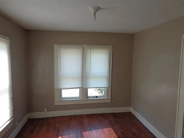 507 S 12th St — Photo 3