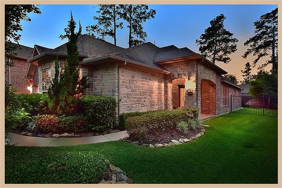 1st image of 82 S Rocky Point Cir