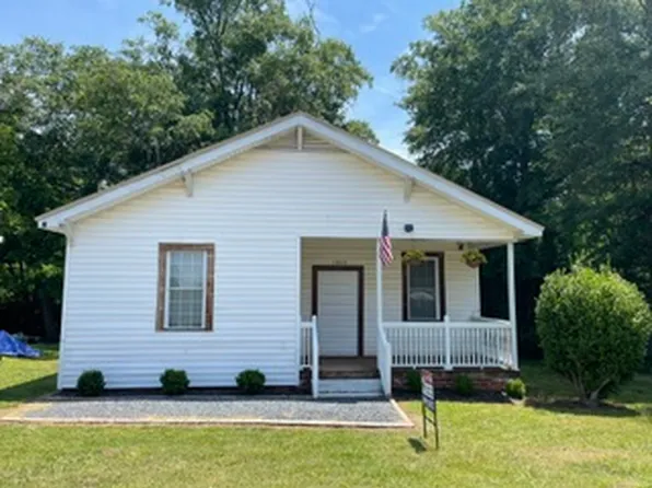 1203 Goddard Ave, Seneca, SC 29678