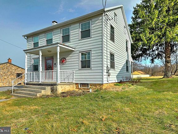 2nd image of 287 N Main St